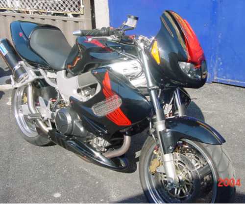 各式各样的HONDA VTR1000F！！