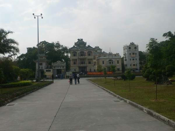 M2与KT 应雅哈马邀请,游街街...