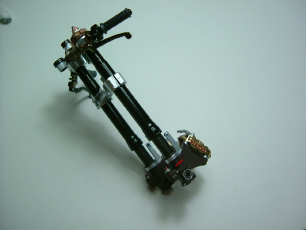 RC211V 制作进度，尽量保持更新，帮顶哦。
