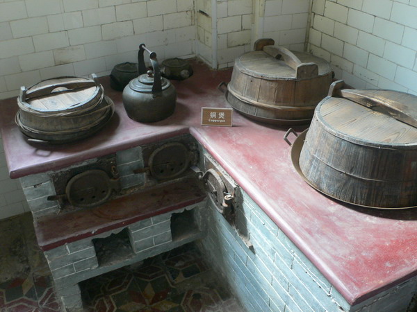 M2与KT 应雅哈马邀请,游街街...