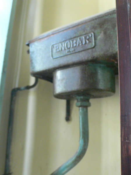 M2与KT 应雅哈马邀请,游街街...