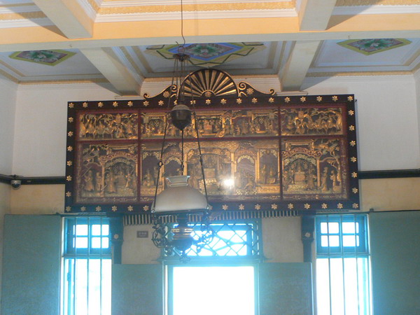 M2与KT 应雅哈马邀请,游街街...