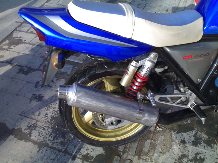 南京地区14500转让97CB400一辆。