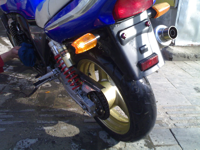 南京地区14500转让97CB400一辆。