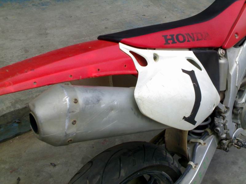 鹤山车友激改CRF450滑胎车出售2.5W可刀加送原装车古越野胎