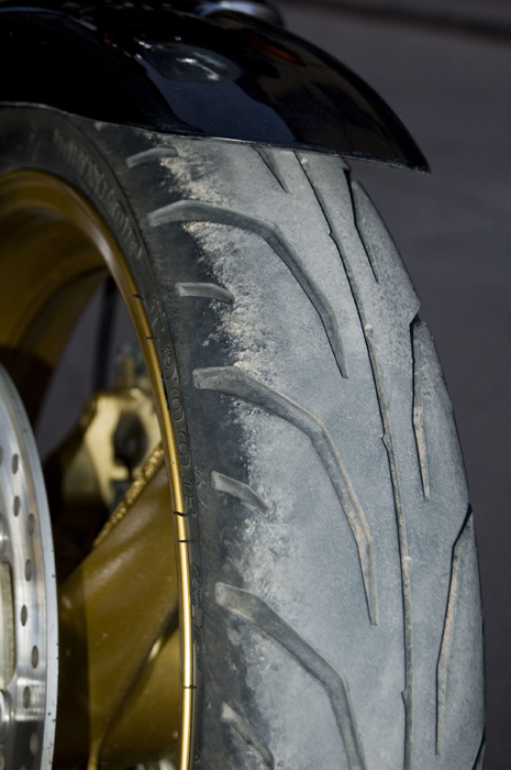 桂林代友18500元卖98CB400