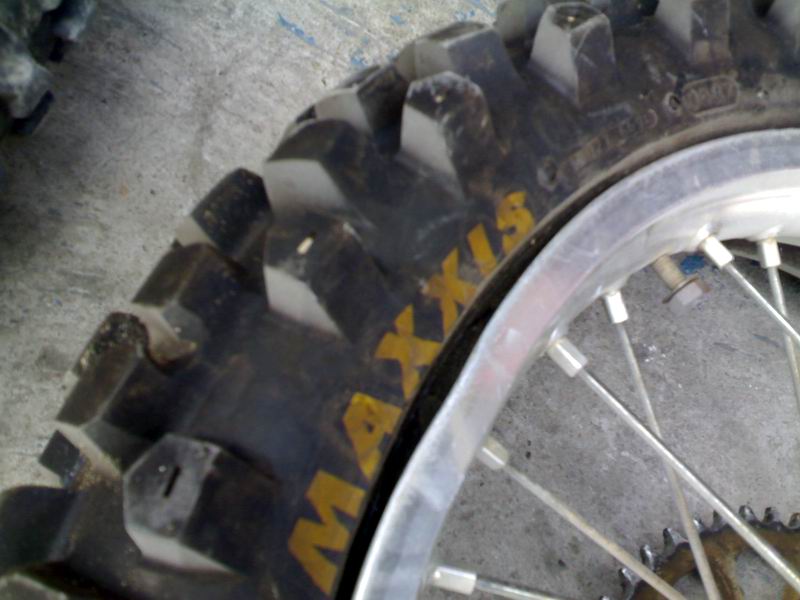 鹤山车友激改CRF450滑胎车出售2.5W可刀加送原装车古越野胎