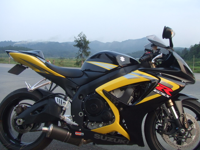 湖南郴州卖06年GSX600-----5万8千8