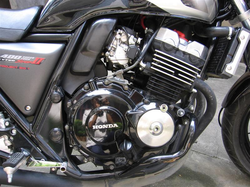 福建福安16800RMB出98款CB400或换车