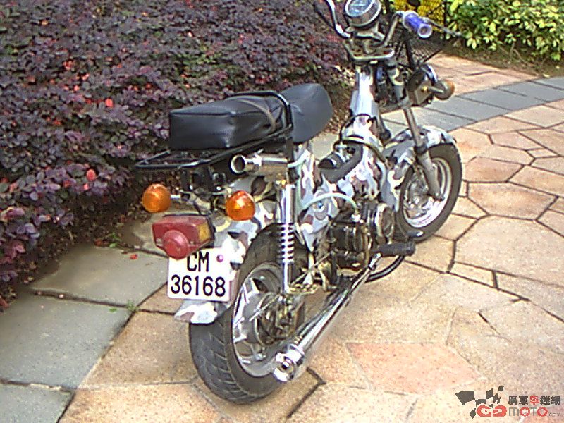 出售本田１００ｃｃ小怪物，机头爆好．２０００元