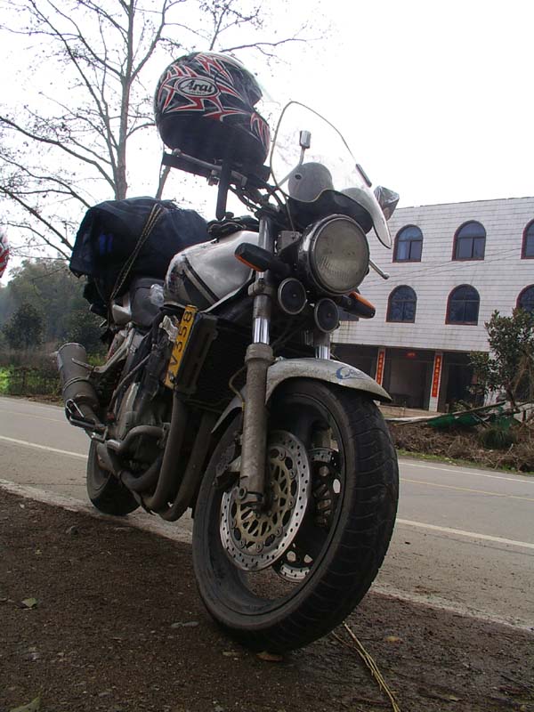 2車3人2800公里來回湖南張家界