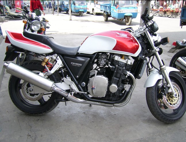 [公告]用CB1000换黄蜂600或ｖｔｅｃ