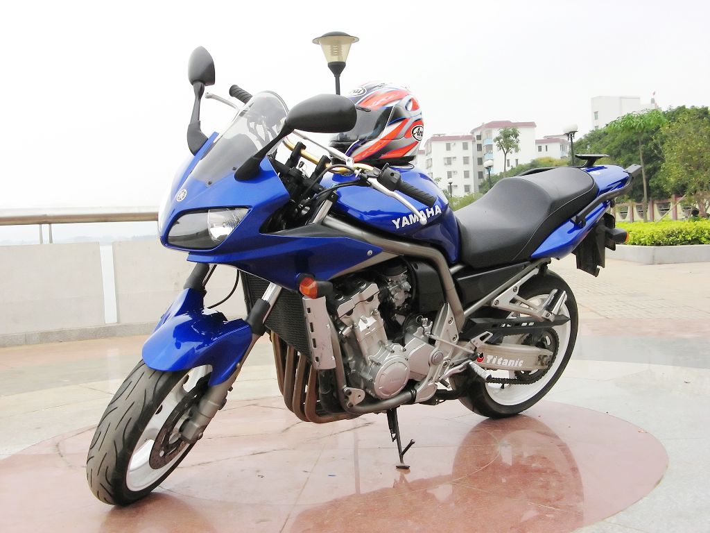 我的车~~~02~ＦＺ1000