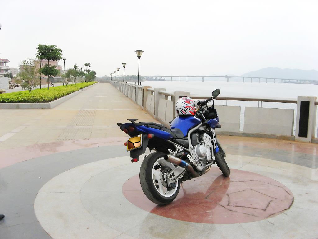 我的车~~~02~ＦＺ1000