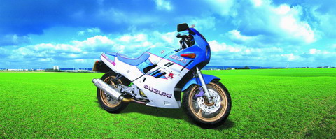 谁知道铃木GSX250直多少钱吗？求助啊！