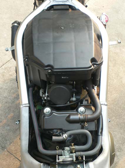 江门29800出售自用03VTR1000F！