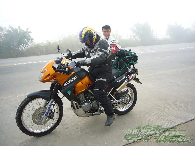 梧州卖几台车,CB400,KLE250,黄蜂900,沙都750