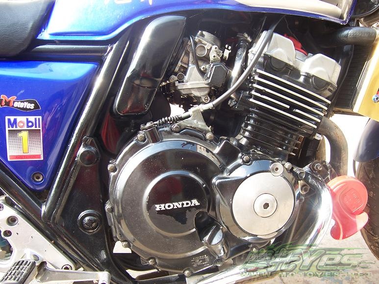 梧州卖几台车,CB400,KLE250,黄蜂900,沙都750