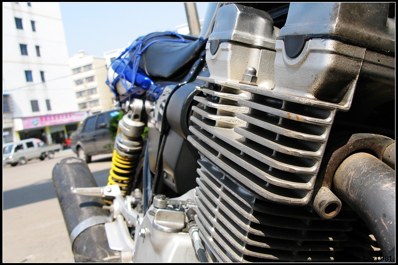 浙江 00款XJR400   大亏本14000