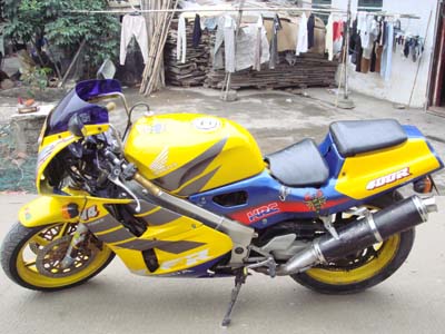 中山出售59匹超精神VFR400