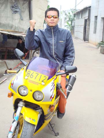 中山出售59匹超精神VFR400
