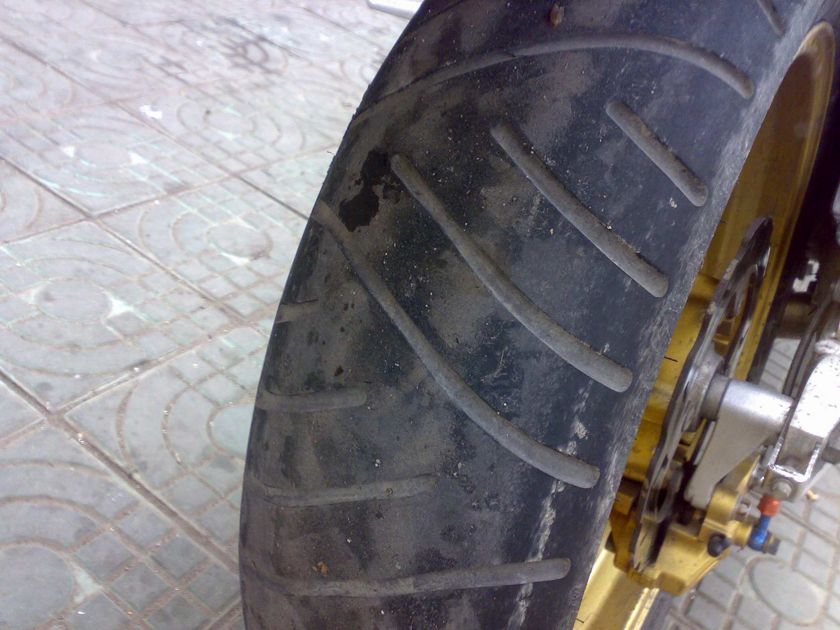 出售小改01VTEC,帶堅牌堅檔新R牌.有興趣的進來看看