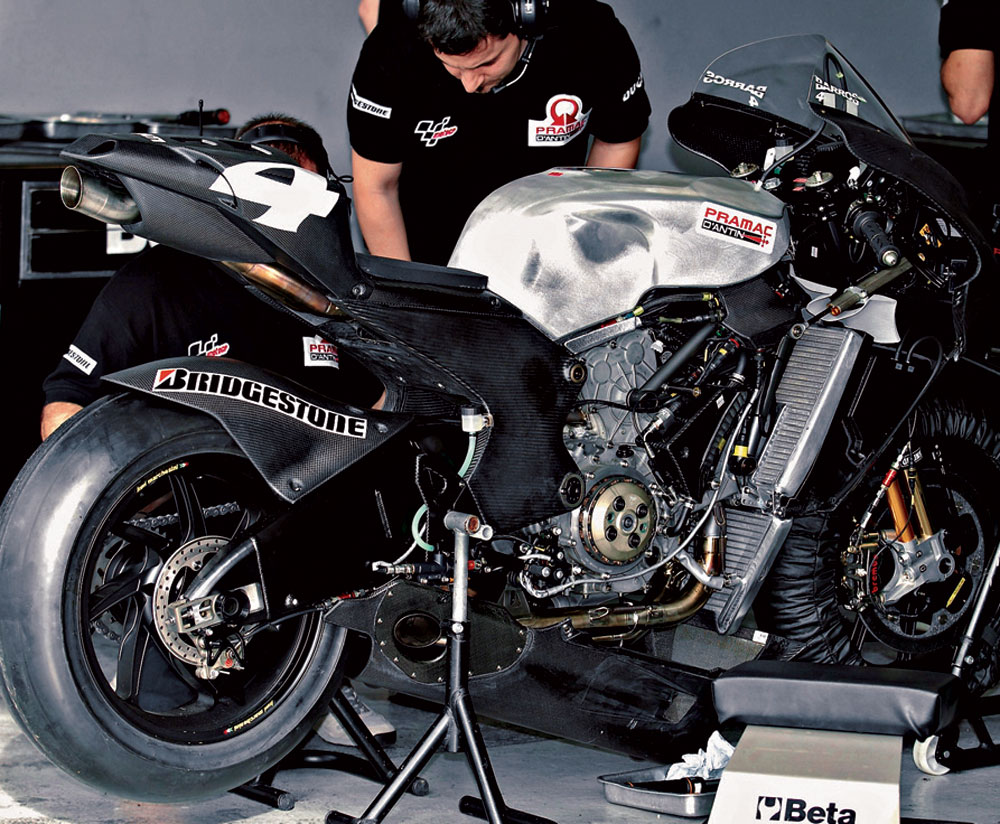 2007  GP  前奏开始了`````````````