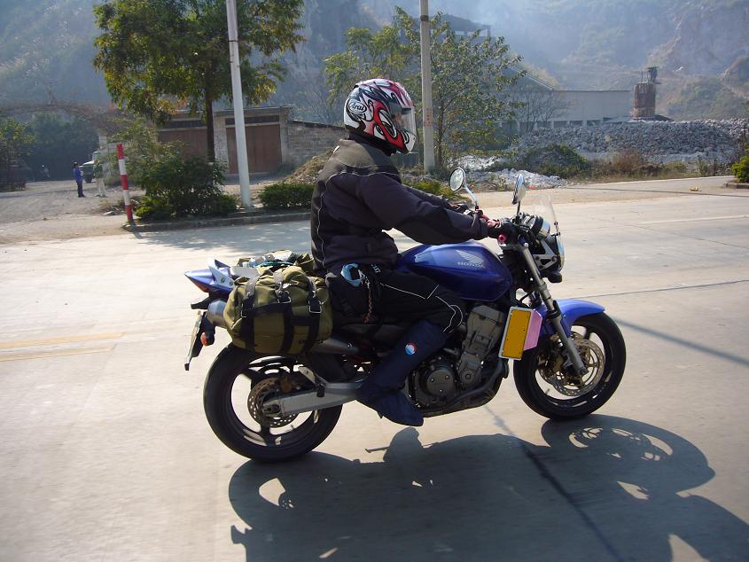 梧州卖几台车,CB400,KLE250,黄蜂900,沙都750