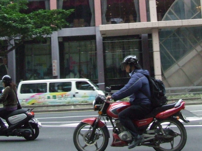 劲改的羊羊 / 警察的好车 / 人民的牛车 / 唉唉唉口水又来了