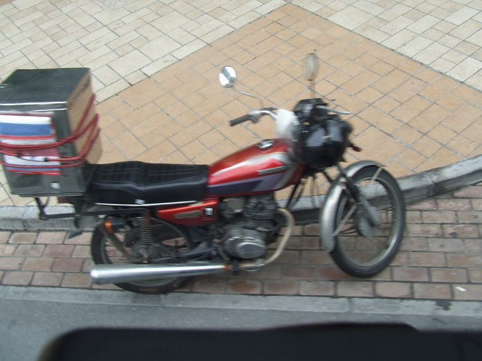 劲改的羊羊 / 警察的好车 / 人民的牛车 / 唉唉唉口水又来了
