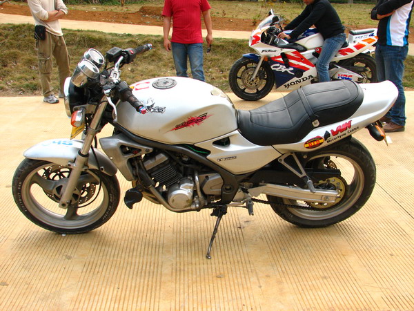 [出售]代友卖车-KAWASAKI 宝马250