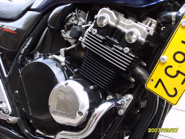 00年本田CB400出售,真牌,价格1.85万.