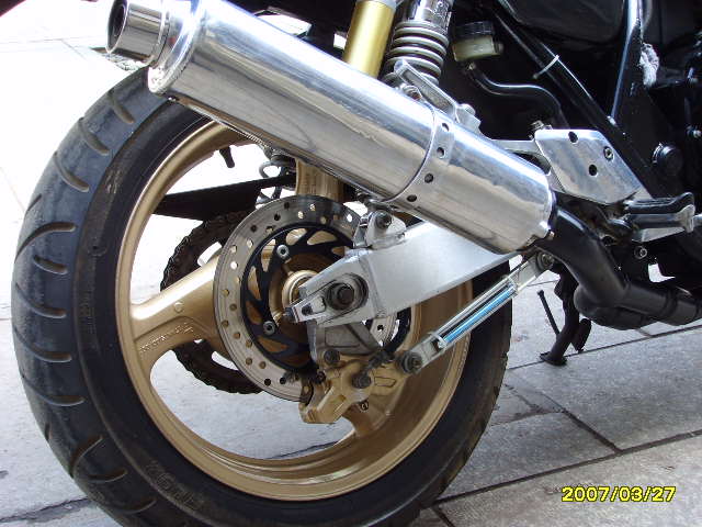 00年本田CB400出售,真牌,价格1.85万.