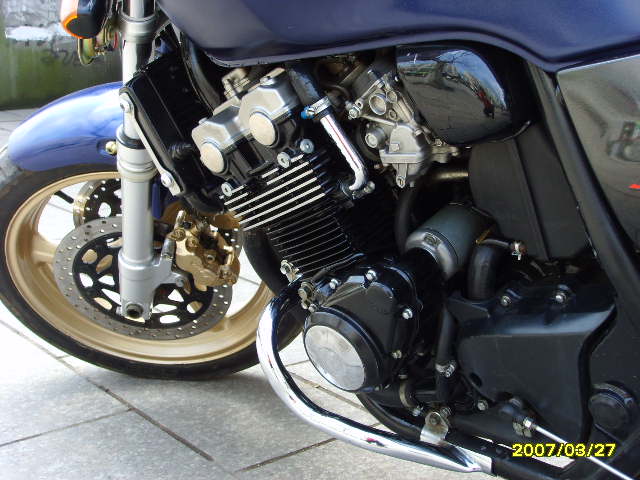 00年本田CB400出售,真牌,价格1.85万.