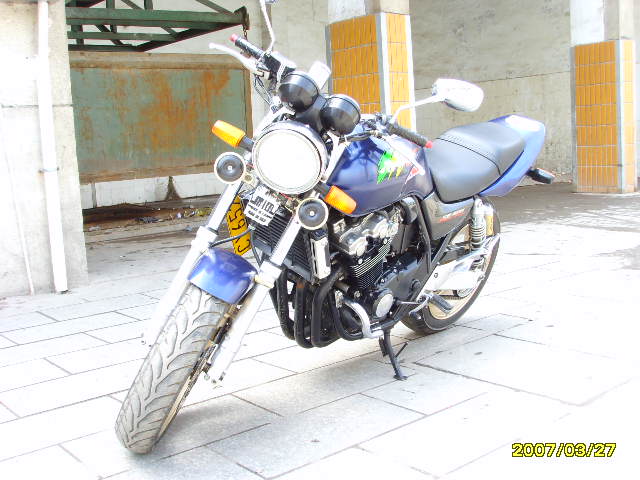 00年本田CB400出售,真牌,价格1.85万.