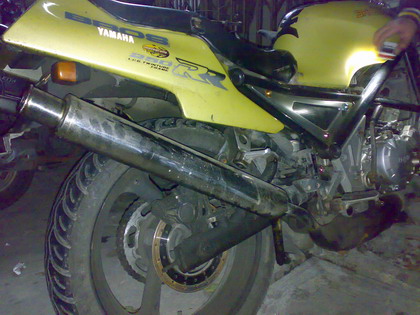 广东汕头地区出售雅马Ｒ１-Ｚ２５０　２５００元！