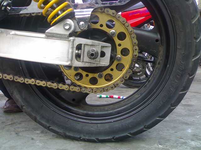 [推荐]出售95爆改XJR400，价格8800