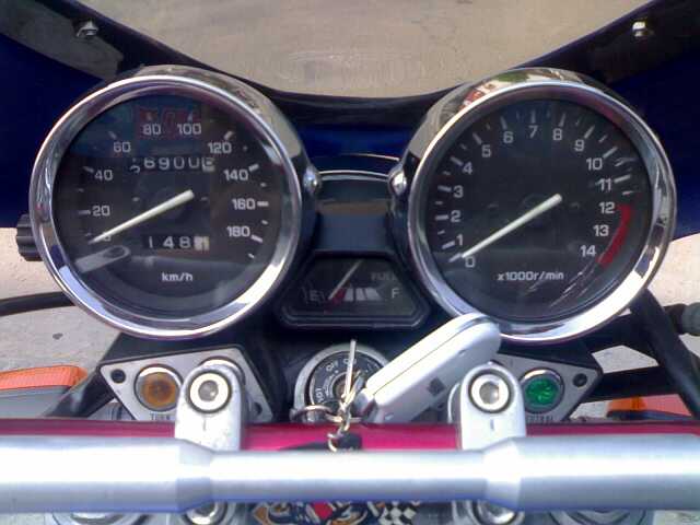 [推荐]出售95爆改XJR400，价格8800