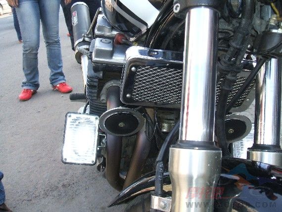 [推荐]出售95爆改XJR400，价格8800