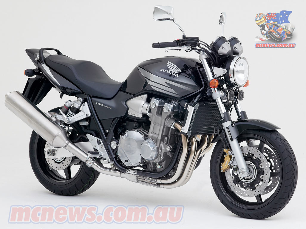 型都爆的CB1300CC