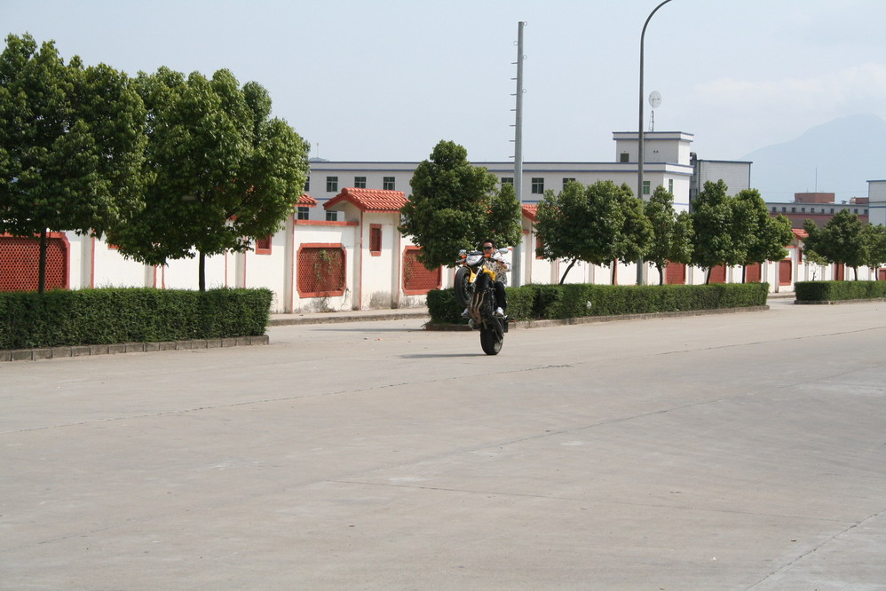 告别了。。。我所爱的06FZ1 FAZER