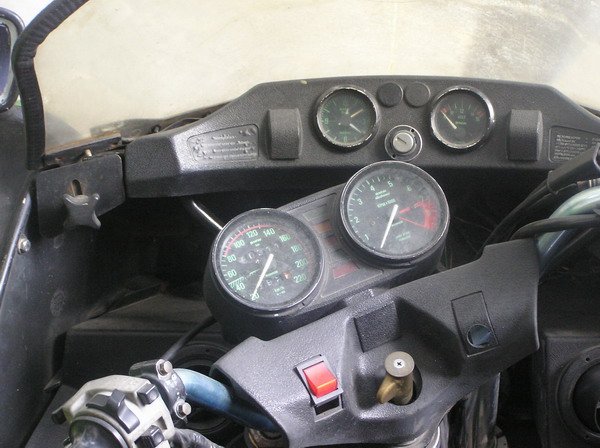 BMW R100