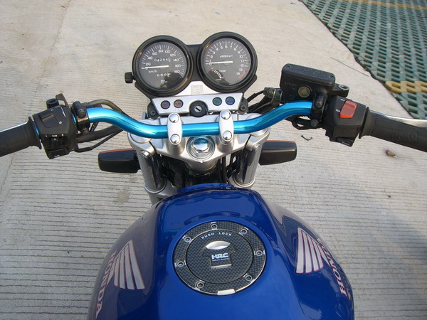 广州诚心求购精神９４--００ＣＢ４００ＶＴＥＣ