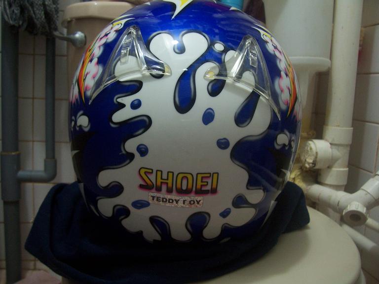 开平代友卖个SHOEI某GP250车手限量版头盔