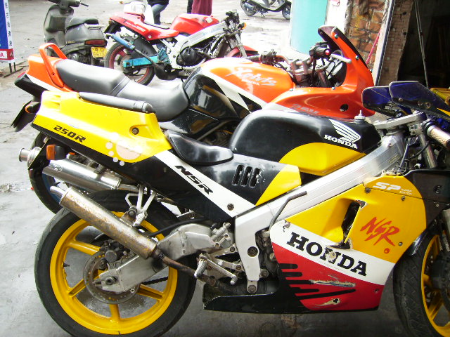 阳江地区2600元出售一台VT250跑车