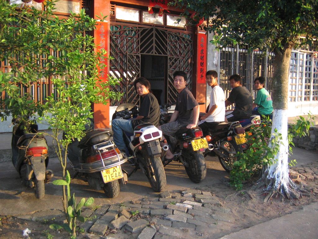 定安V2车队在2007年4月5号正式成立。