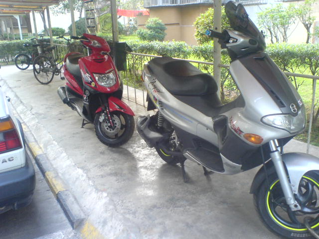 Yamaha CYGNUS X 125SR