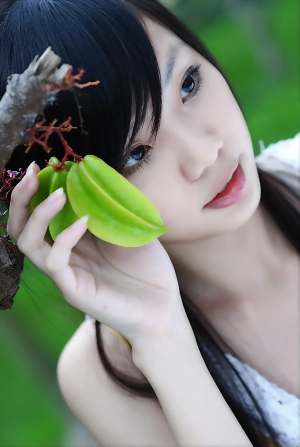 呢期好闷啊~~~点解D人个个都潜晒水咖~！？~？~？