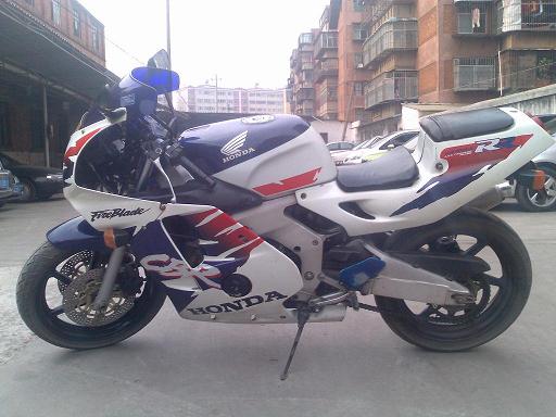[原创]云南地区出售一部CBR250RR(22期)价格10000元