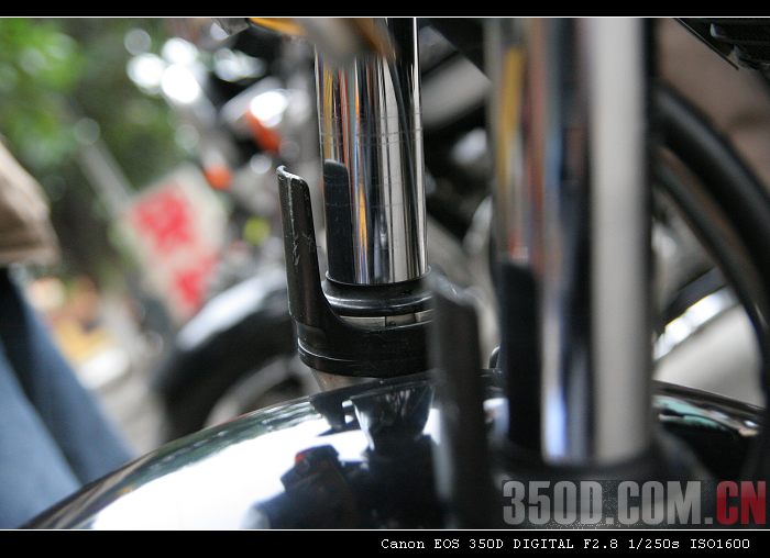 开平代友14500出售00年6月生产液晶表XJR400，改全段排气，河北牌。